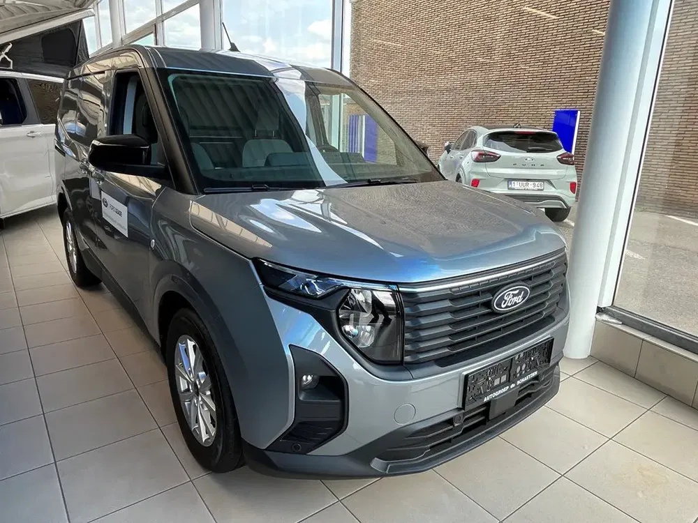 Ford Transit Courier - 0