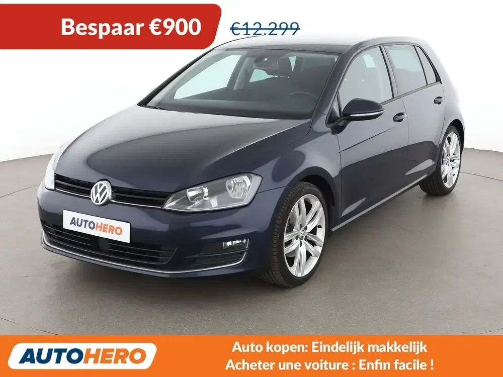 Volkswagen Golf - 0