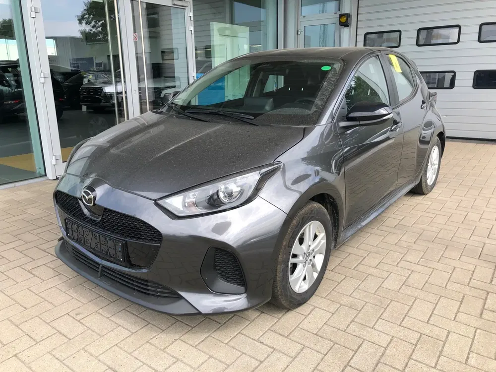 Mazda 2 - 0