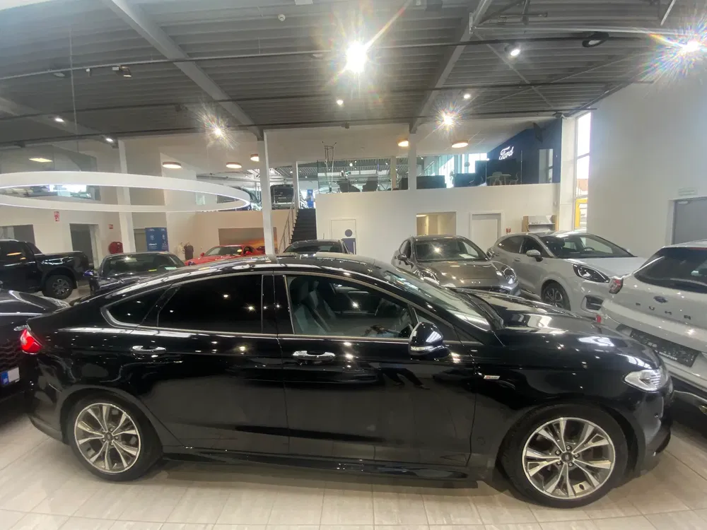 Ford Mondeo - 0