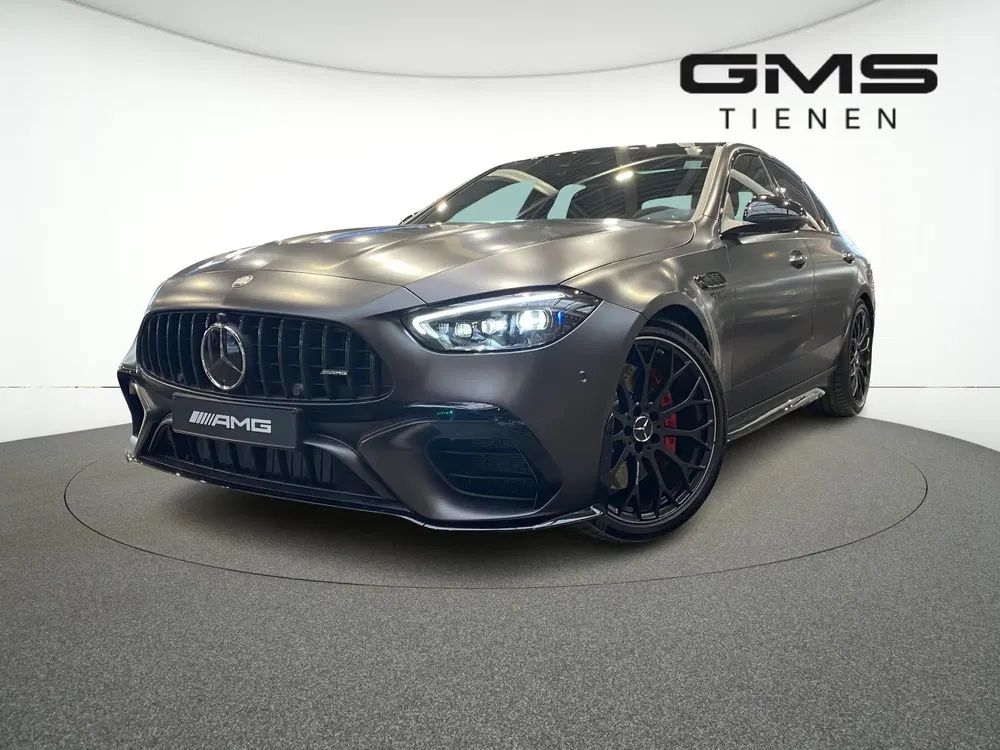 Mercedes C 63 AMG - 0