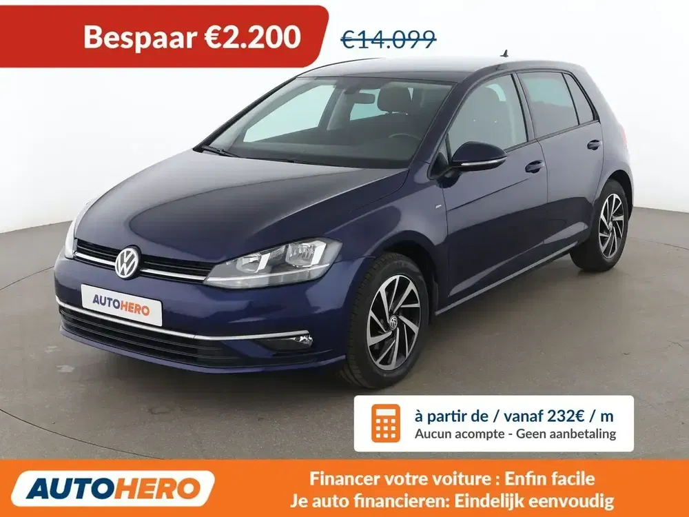 Volkswagen Golf - 0