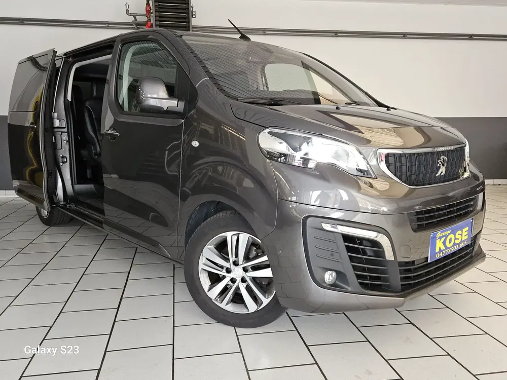Peugeot Traveller - 0