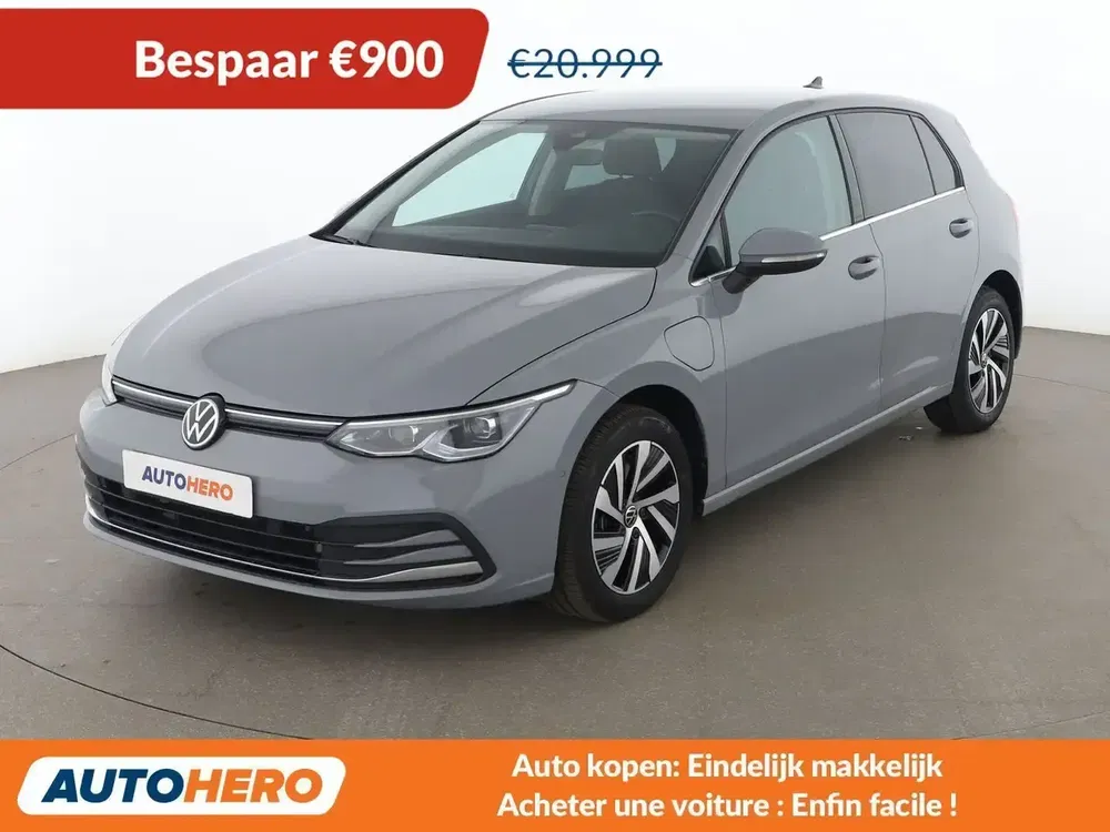 Volkswagen Golf - 0