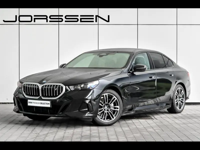 BMW i5 - 0