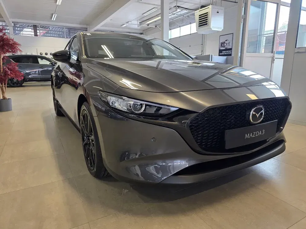 Mazda 3 - 0