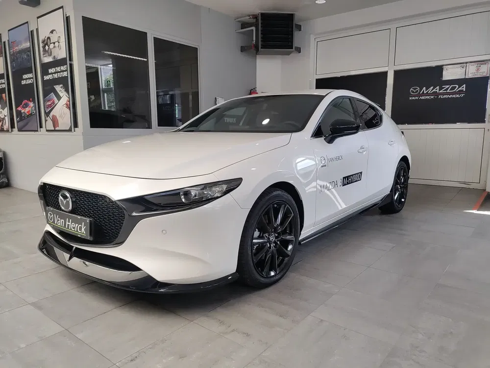 Mazda 3 - 0
