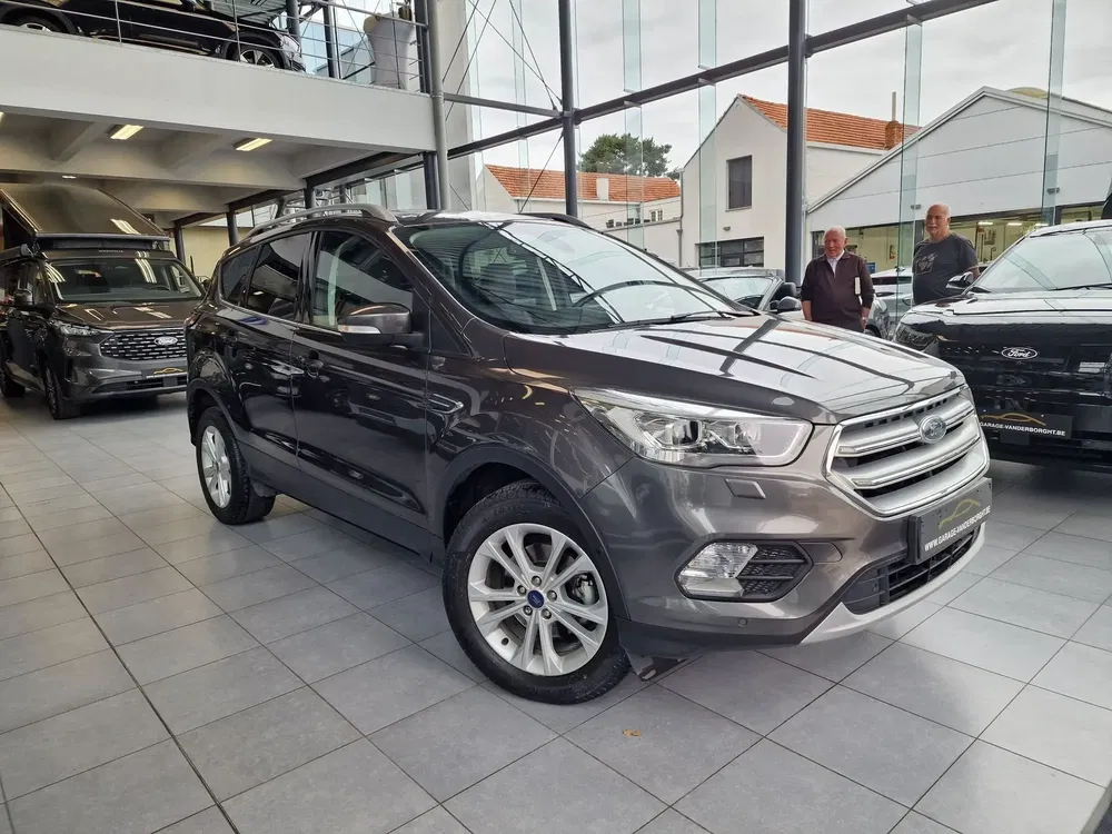 Ford Kuga - 0