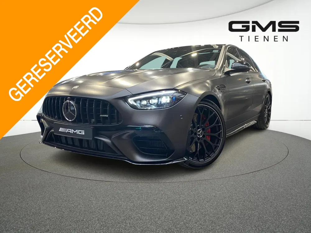 Mercedes C 63 AMG - 0