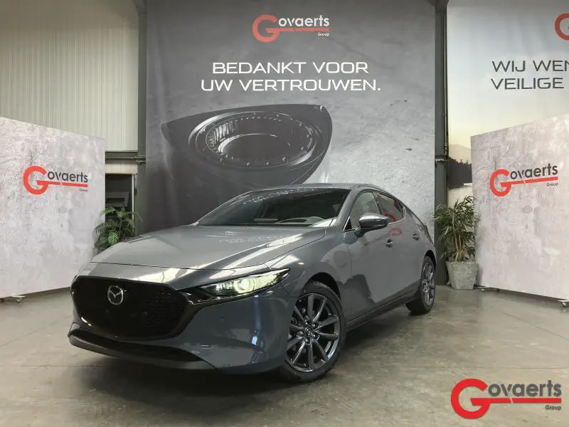 Mazda 3 - 0