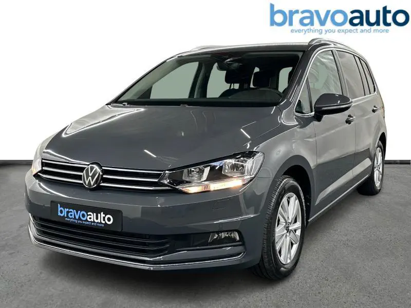 Volkswagen Touran - 0