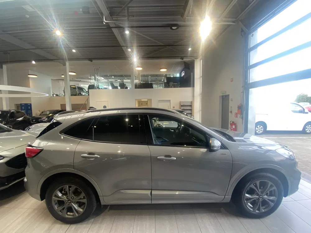 Ford Kuga - 0