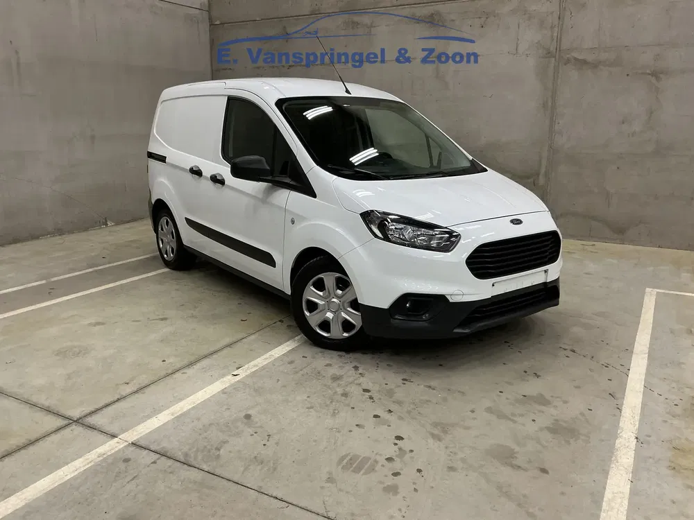 Ford Transit Courier - 0