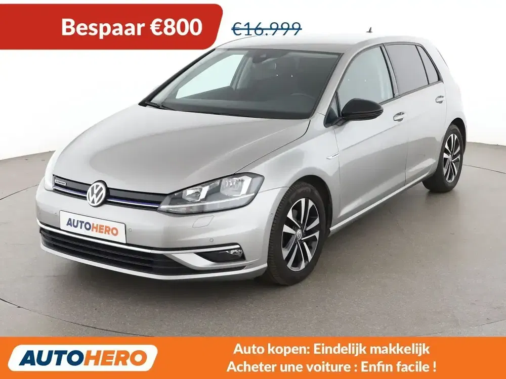 Volkswagen Golf - 0