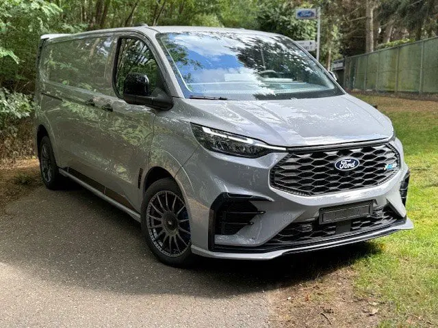 Ford Transit Custom - 0