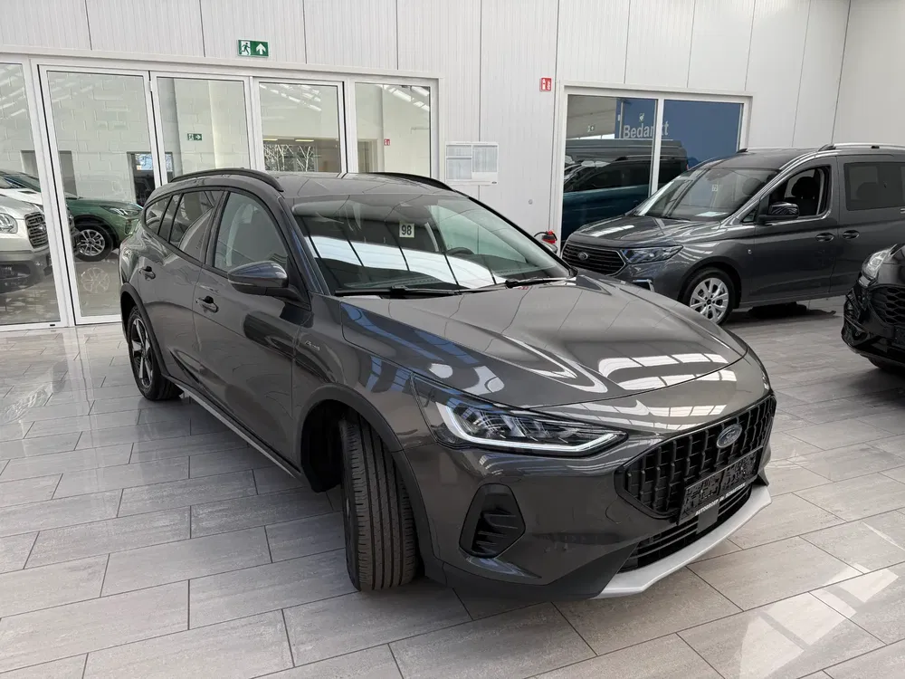 Ford Focus - 0