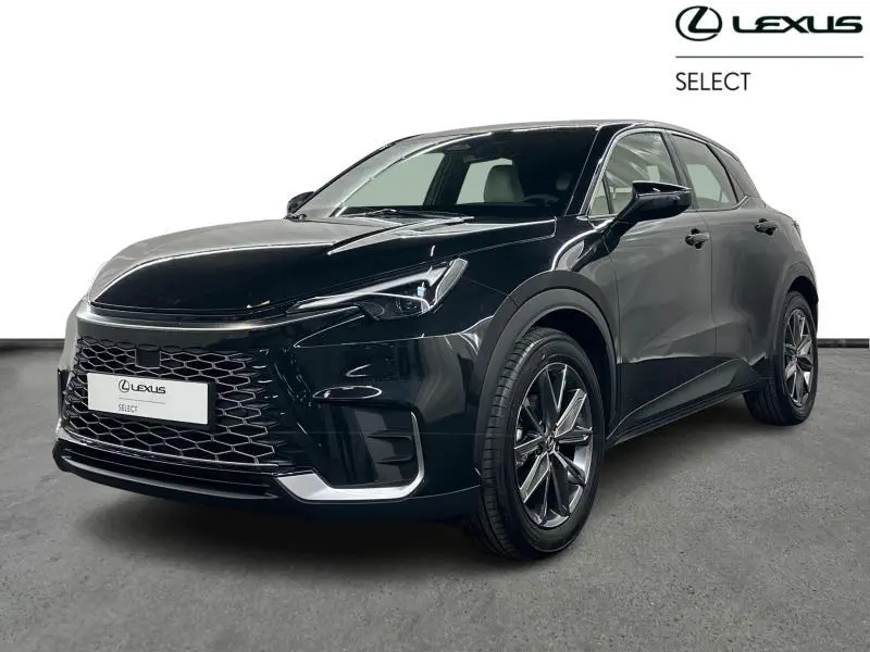 Lexus LBX - 0