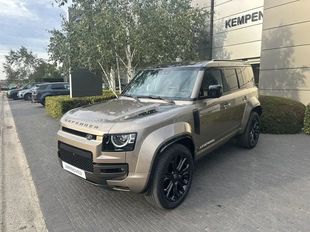 Land Rover Defender - 0