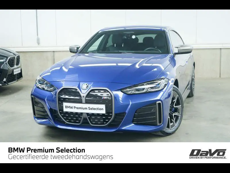 BMW i4 - 0