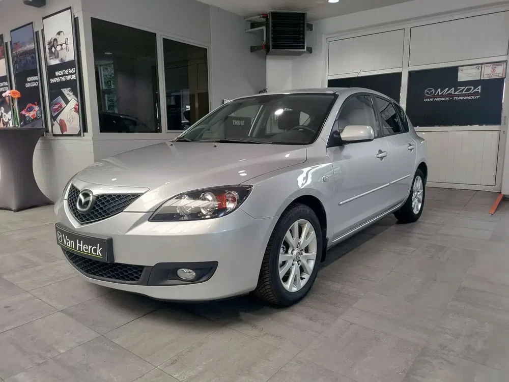 Mazda 3 - 0