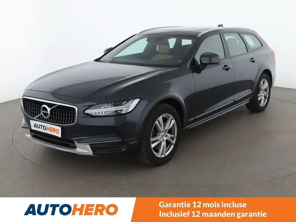 Volvo V90 Cross Country - 0