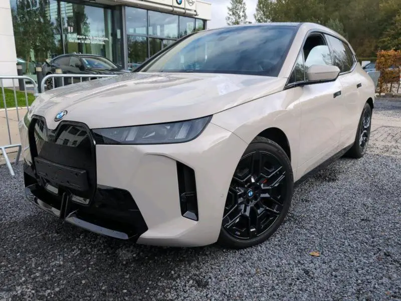 BMW iX - 0