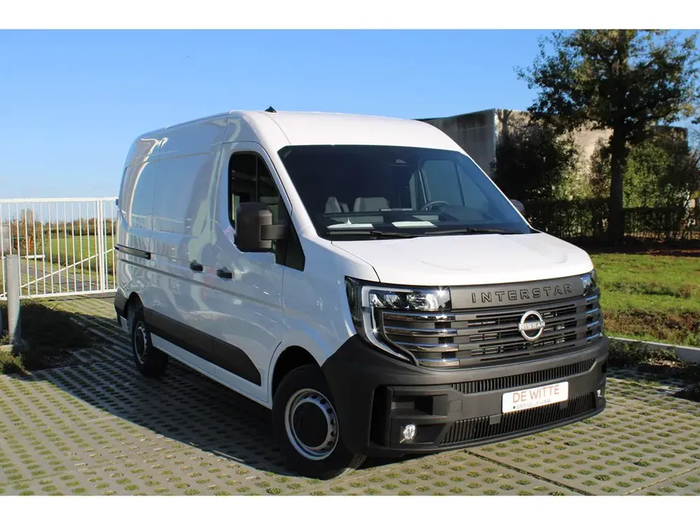 Nissan Interstar - 0