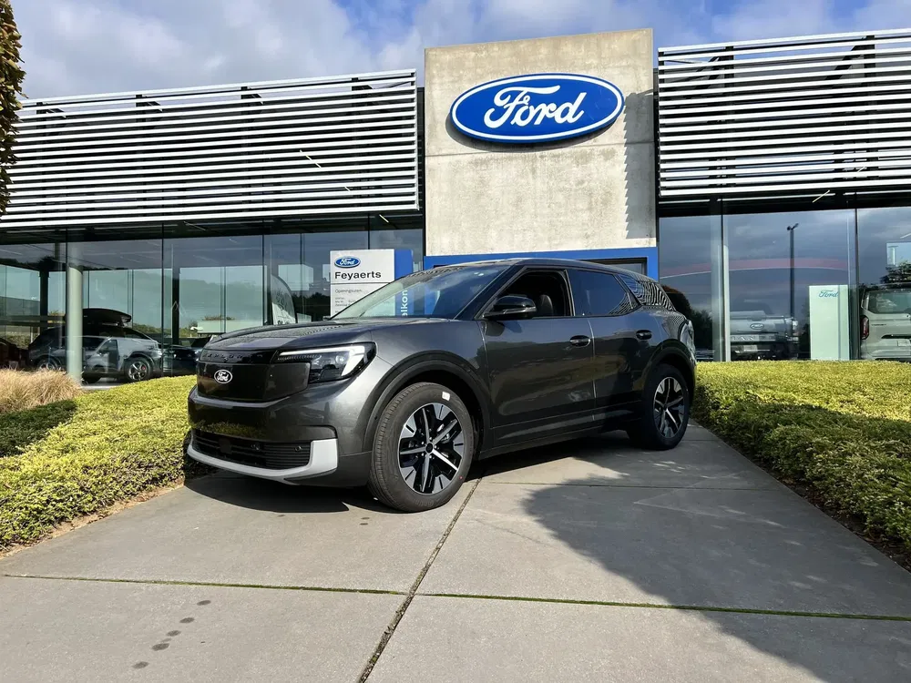 Ford Explorer - 0
