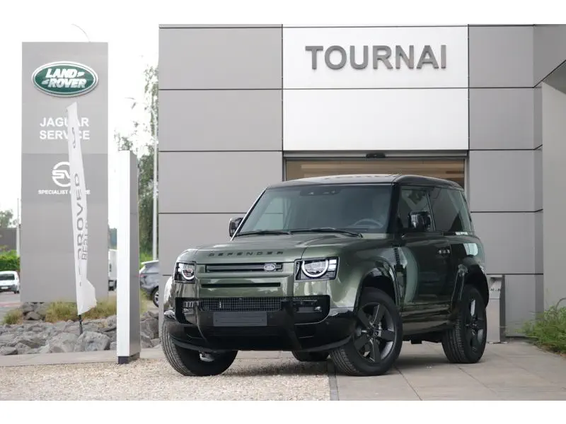 Land Rover Defender - 0