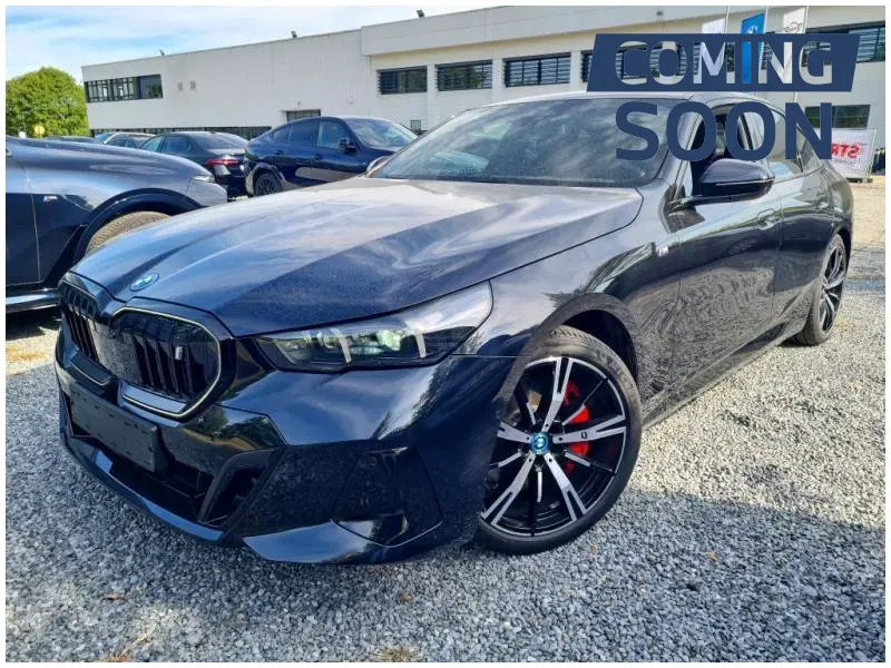 BMW i5 - 0