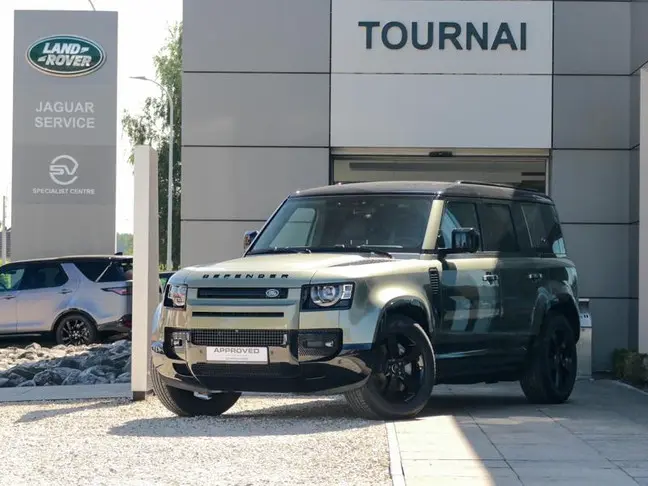 Land Rover Defender - 0