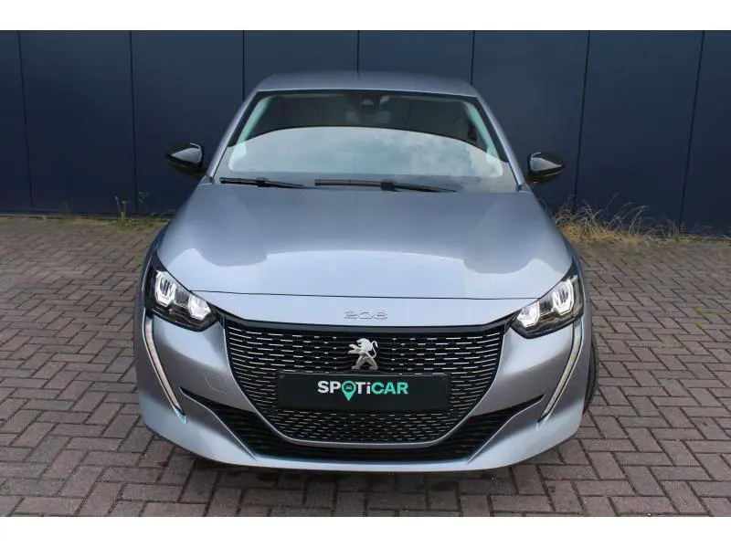 Peugeot 208 - 0