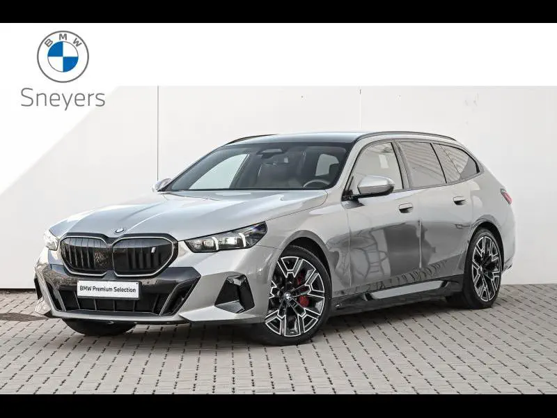 BMW i5 - 0