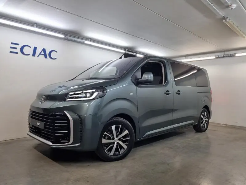 Toyota Proace City - 0