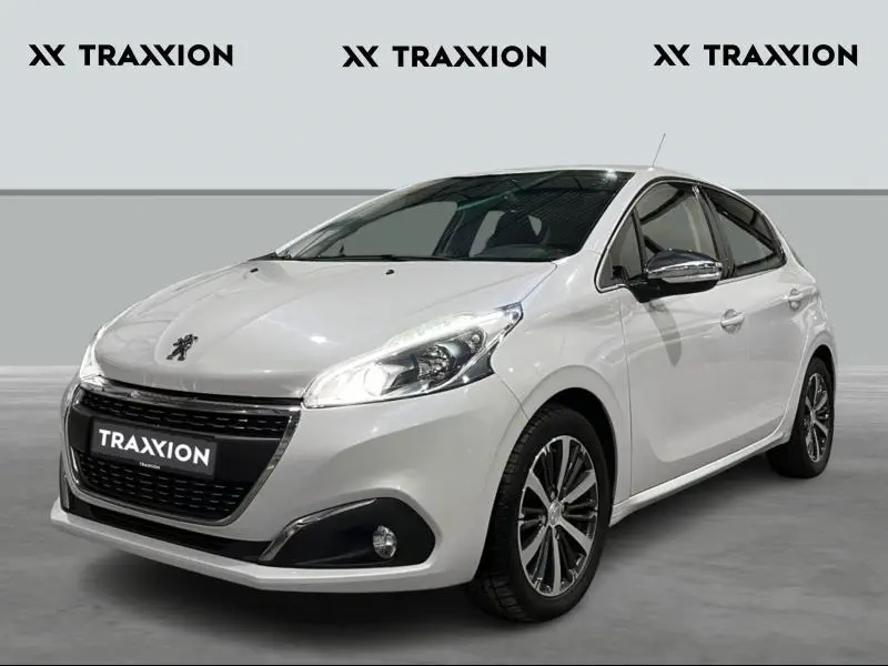 Peugeot 208 - 0