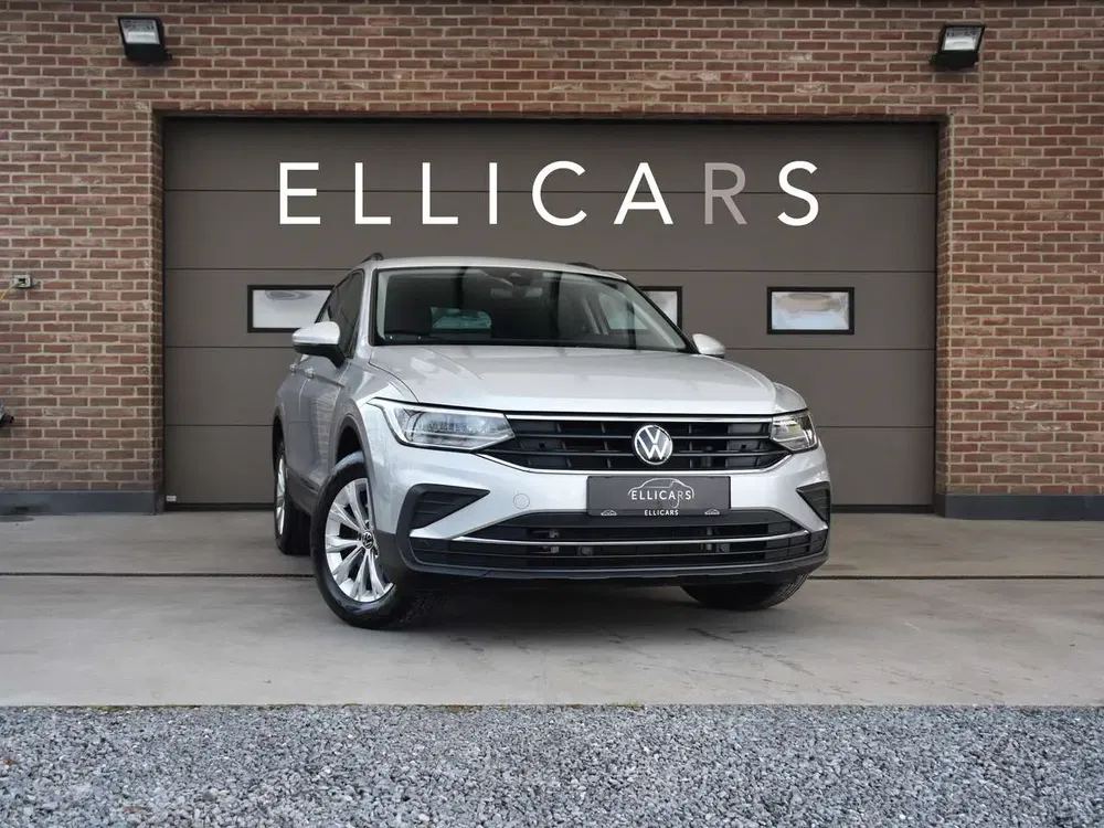 Volkswagen Tiguan - 0