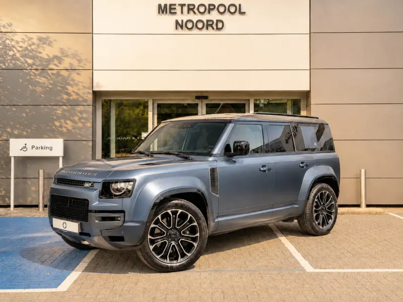 Land Rover Defender - 0