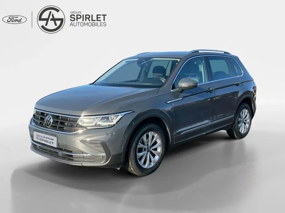 Volkswagen Tiguan - 0