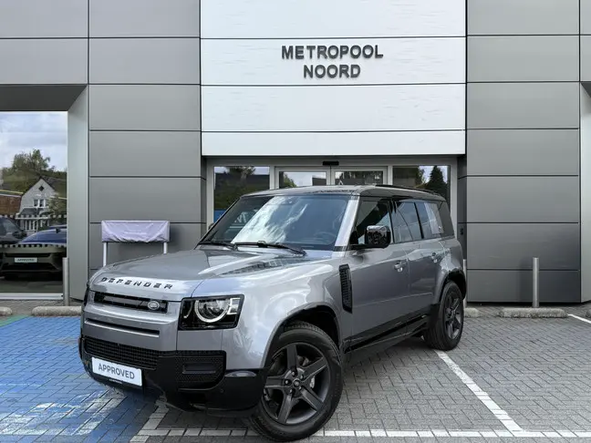 Land Rover Defender - 0