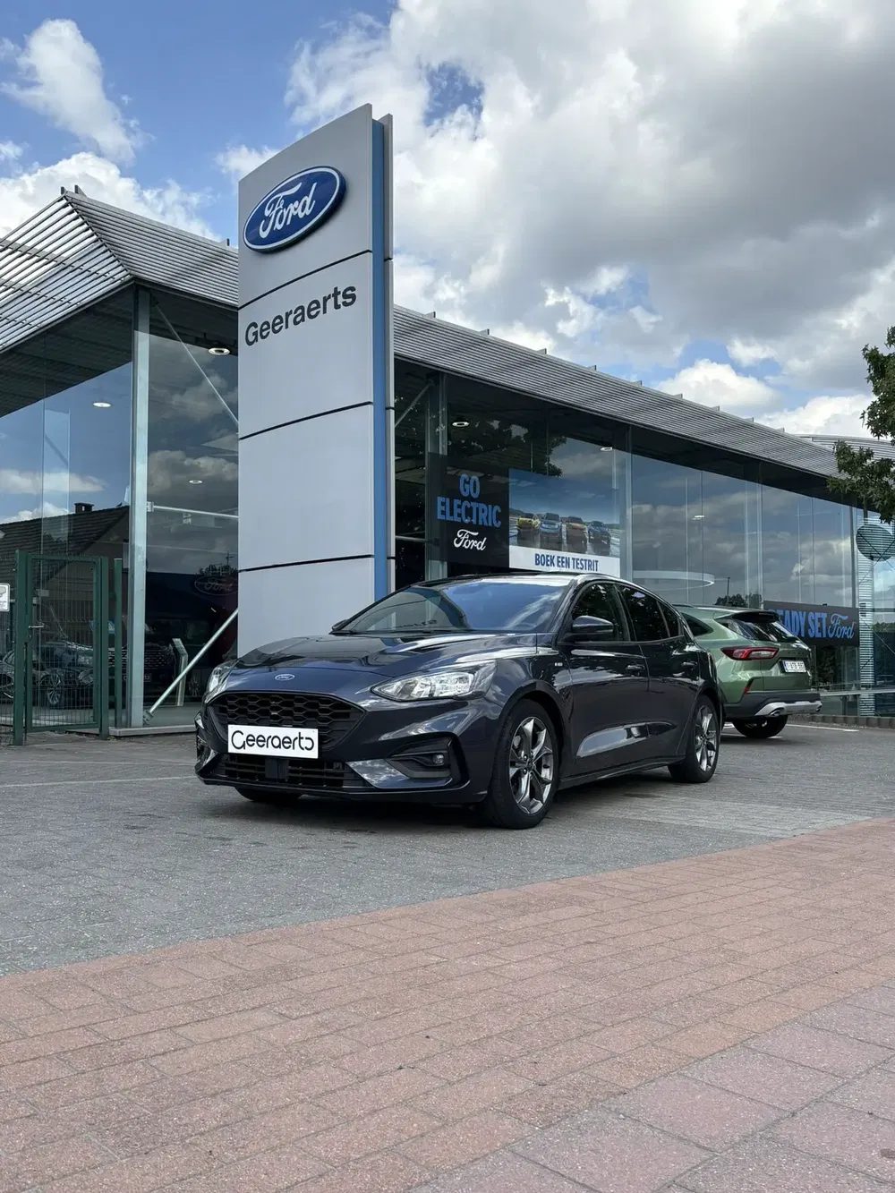 Ford Focus - 0