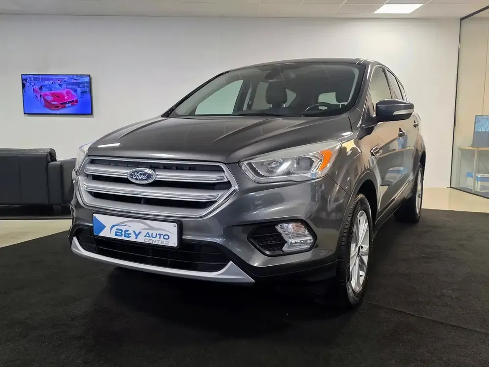 Ford Kuga - 0