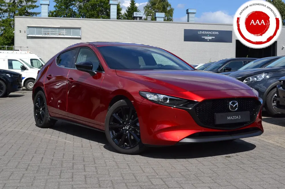 Mazda 3 - 0