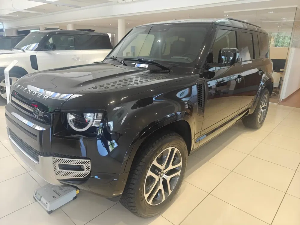 Land Rover Defender - 0