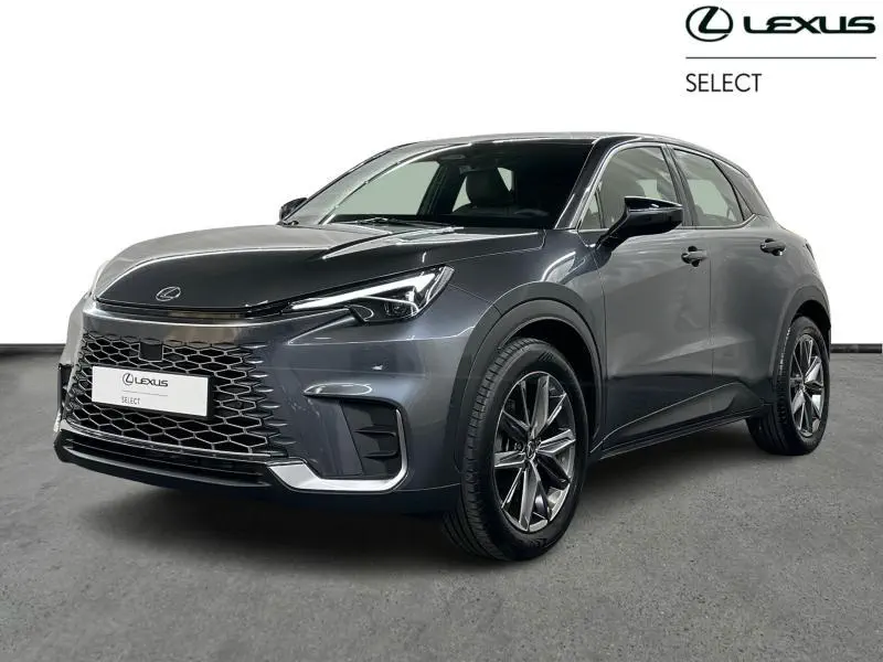 Lexus LBX - 0