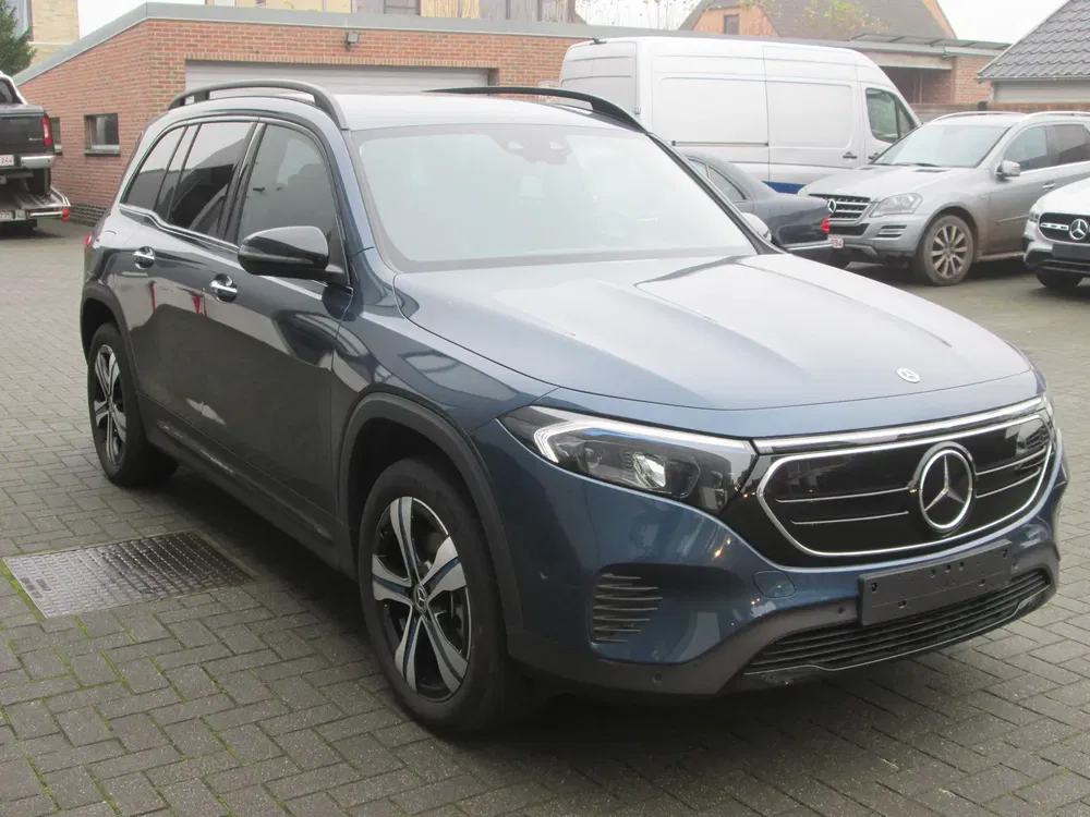 Mercedes EQB 300 - 0