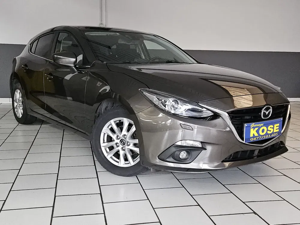 Mazda 3 - 0