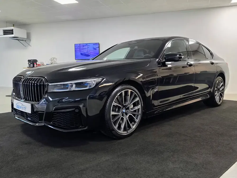 BMW 745 - 0
