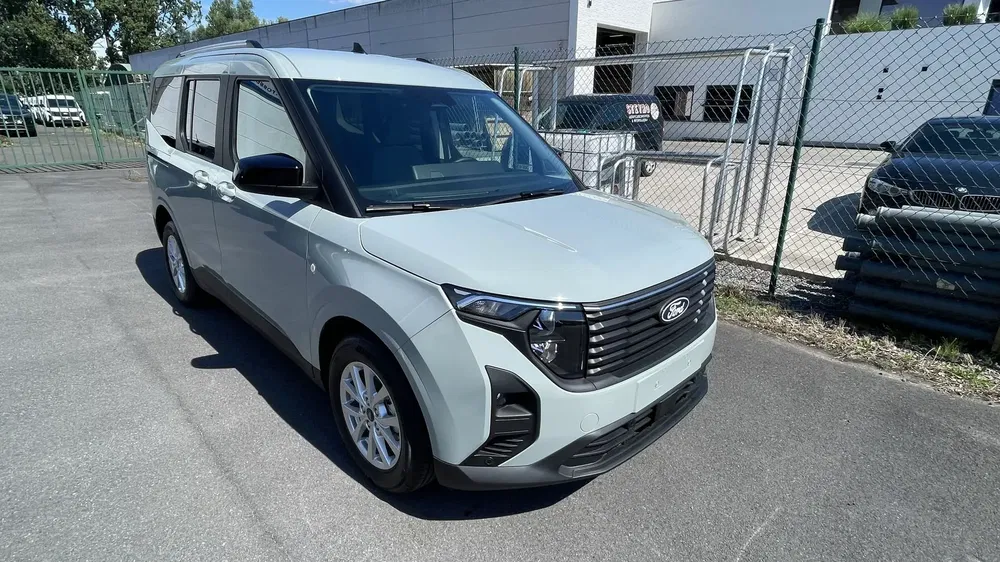 Ford Tourneo Courier - 0