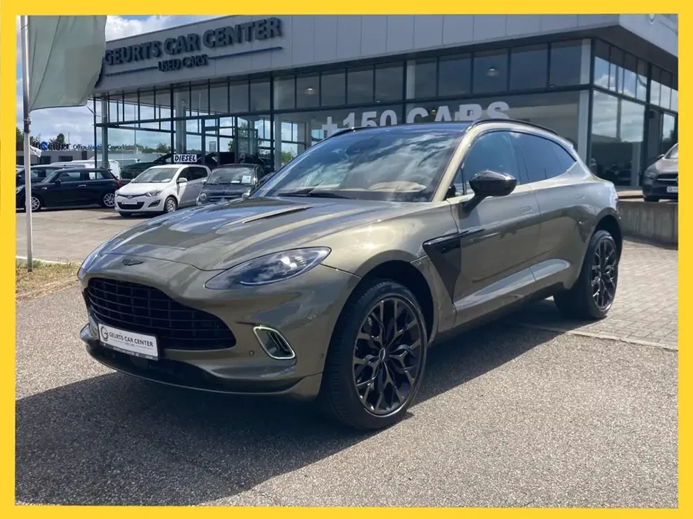 Aston Martin DBX - 0