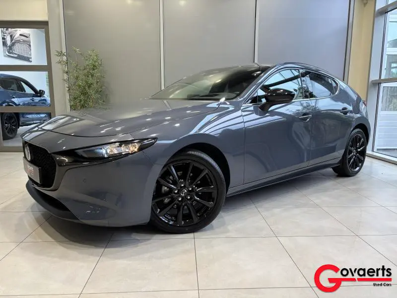 Mazda 3 - 0